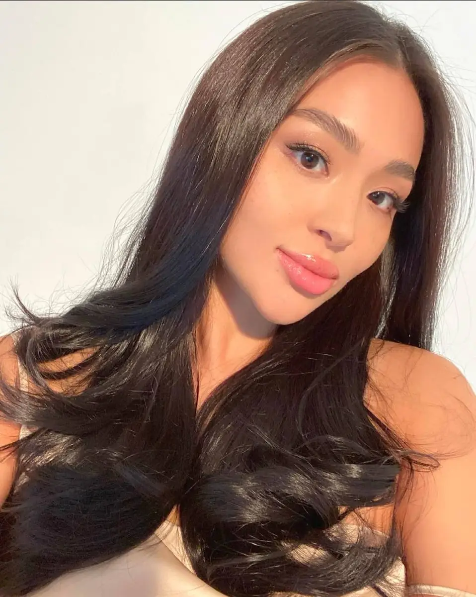 Luna эскорт в городе Алматы