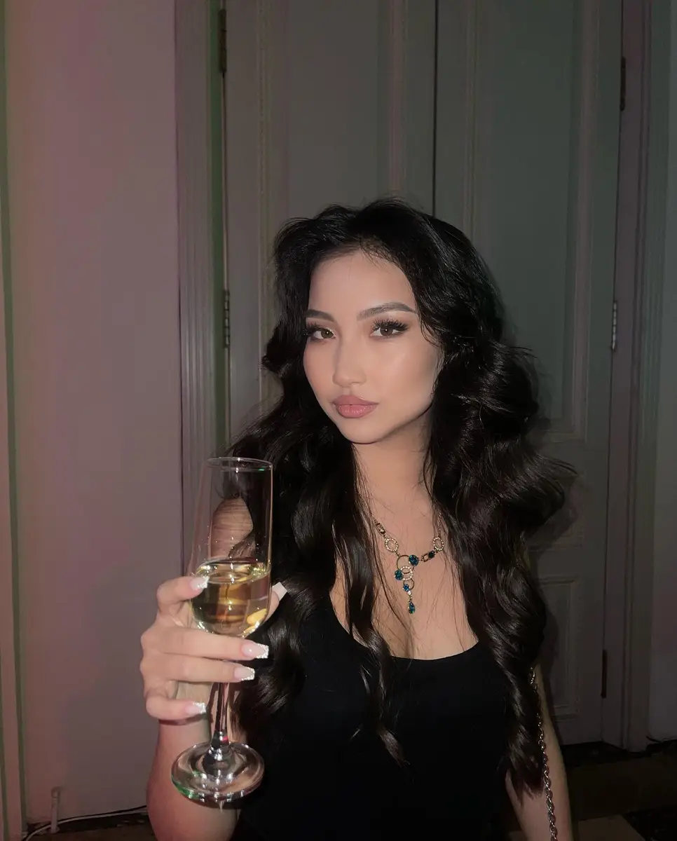 Мален эскорт в городе Алматы