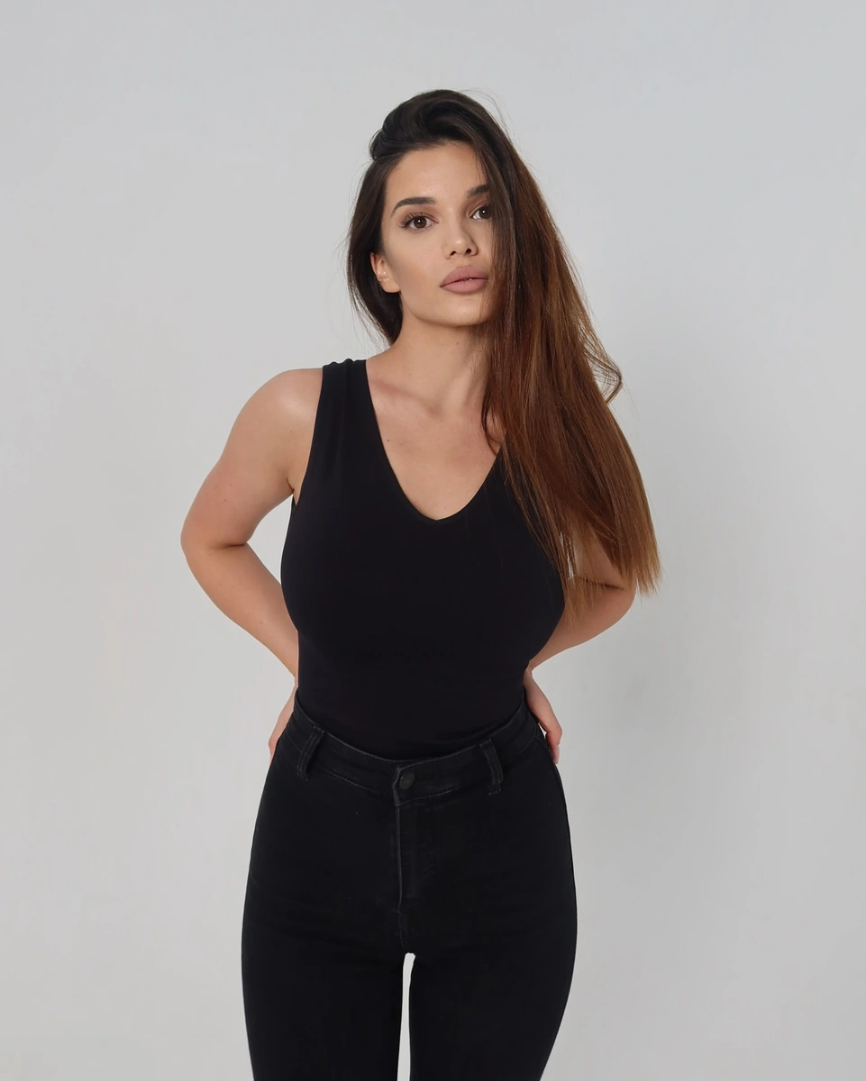 Нана эскорт в городе Алматы